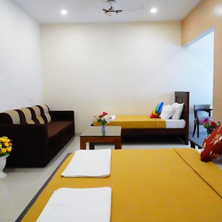 Vinayagam Residency Hotel Arcot Exterior foto